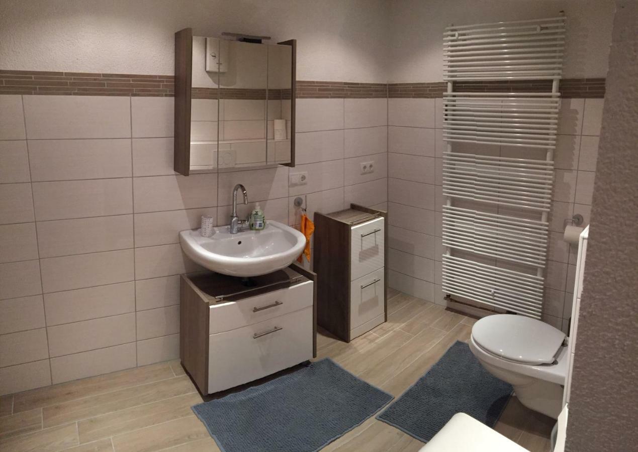 Alte Tankstelle Apartment Strassenhaus