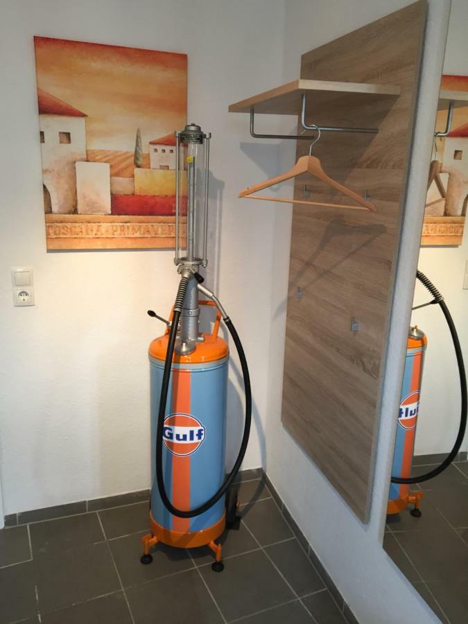 Alte Tankstelle Apartment Strassenhaus